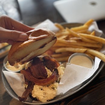 Flathead Lake Brewing Co. Pubhouse - Bacon jalepeno cream cheese burger - very good! - American Near Me - Bigfork, Montana