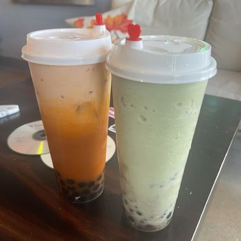 Hella Bubble - Matcha Red Bean Smoothie with Ice Cream and Boba Thai Milk Tea with Boba - Bubble Tea Near Me - San Antonio, Texas