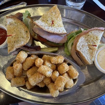 Saddle Ranch - Classic BLT - Side Tater Tots - Steakhouses Near Me - Orange, California Saddle Ranch - Classic BLT - Side Tater Tots - Steakhouses Near Me - Orange, California