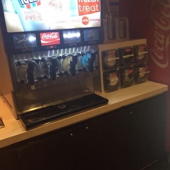 AMC Fresh Meadows 7 - Always clean - Cinema Near Me - Fresh Meadows, New York