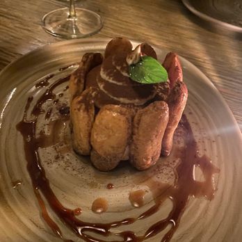 Chambao Polanco - Tiramisu Cheesecake - Steakhouses Near Me - México, D.F., DIF Chambao Polanco - Tiramisu Cheesecake - Steakhouses Near Me - México, D.F., DIF