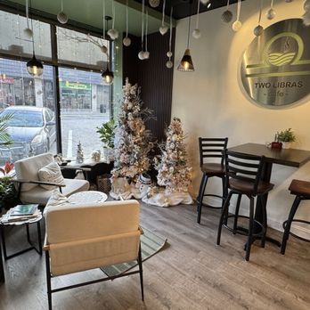 Two Libras Cafe - Cafes Near Me - Palatine, Illinois