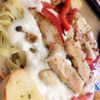 Pizza Pit - Madison West - Fettuccine Chicken Alfredo - Pizza Near Me - Madison, Wisconsin