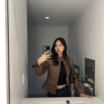 Travis H Vu - layered haircut w/ curtain bangs - Hair Stylists Near Me