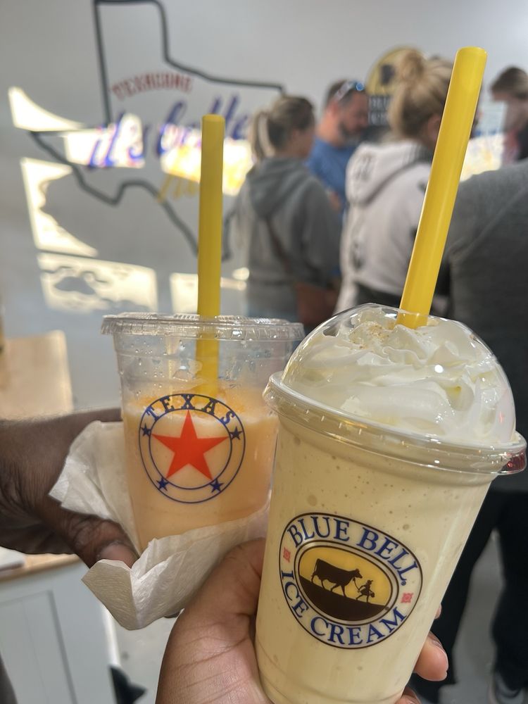 Texacone Snowcones and Ice Cream Logo