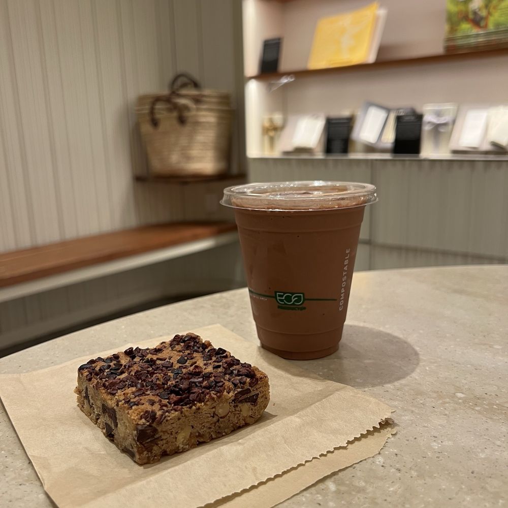 Dandelion Chocolate - Chocolatiers & Shops Near Me - Las Vegas, Nevada
