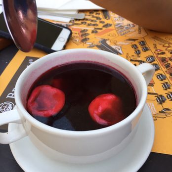 Brovaria - beefroot soup - Breweries Near Me - Poznań, WP