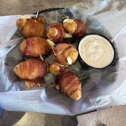 Cheesy bacon bites Cheesy bacon bites