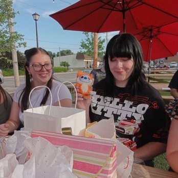 Bench Racers - Food Trucks Near Me - Saint Charles, Missouri Bench Racers - Food Trucks Near Me - Saint Charles, Missouri