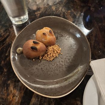 XO Restaurant - Super cute dessert- mochi bunnies - Asian Fusion Near Me - Honolulu, Hawaii