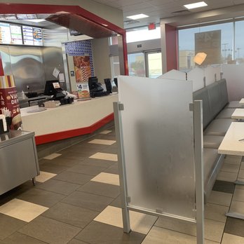 Jack in the Box - Very nice looking, 89 can fit inside, party; i would give this place a "Keep coming back, kind of place; thank you." - Fast Food Near Me - San Tan Valley, Arizona Jack in the Box - Very nice looking, 89 can fit inside, party; i would give this place a "Keep coming back, kind of place; thank you." - Fast Food Near Me - San Tan Valley, Arizona