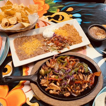 Calavera Bar And Grill - Chicken Fajita Feast with Queso, Chips, salsa! - Bars Near Me - Cottonwood, Arizona Calavera Bar And Grill - Chicken Fajita Feast with Queso, Chips, salsa! - Bars Near Me - Cottonwood, Arizona