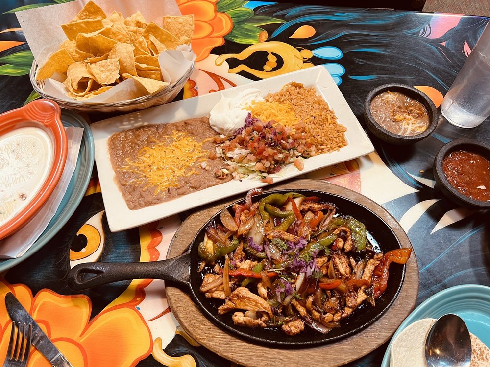 Calavera Bar And Grill