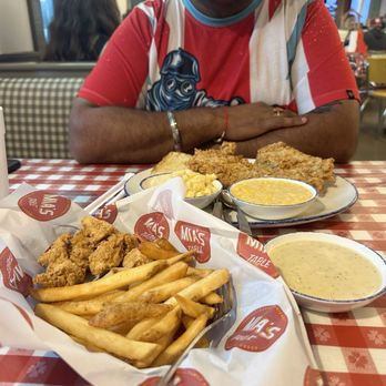 Mia's Table - Chicken Strips - American Near Me - Katy, Texas Mia's Table - Chicken Strips - American Near Me - Katy, Texas