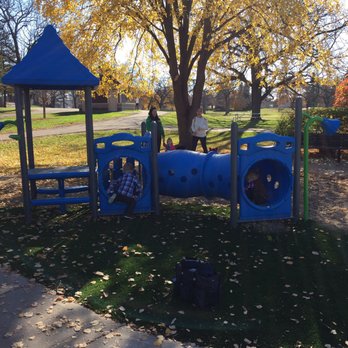Rosland Park - Toddler playground and sand pit - Parks Near Me - Edina, Minnesota Rosland Park - Toddler playground and sand pit - Parks Near Me - Edina, Minnesota