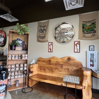 Honeymoon Bay Coffee Roasters - Coffee Roasteries Near Me - Oak Harbor, Washington
