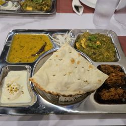 Persis Biryani Indian Grill - Vegetarian platter