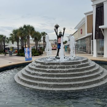 Tanger Outlets Myrtle Beach Hwy 17 - Outlet Stores Near Me - Myrtle Beach, South Carolina Tanger Outlets Myrtle Beach Hwy 17 - Outlet Stores Near Me - Myrtle Beach, South Carolina