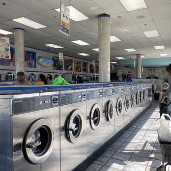 Super Laundry Wash & Fold - Laundry Services Near Me - Gardena, California Super Laundry Wash & Fold - Laundry Services Near Me - Gardena, California