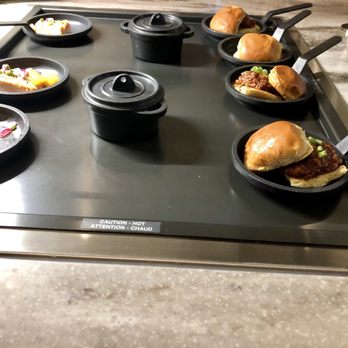 Escape Lounges - BBQ sliders and salmon offered for lunch - Airport Lounges Near Me - Greer, South Carolina Escape Lounges - BBQ sliders and salmon offered for lunch - Airport Lounges Near Me - Greer, South Carolina