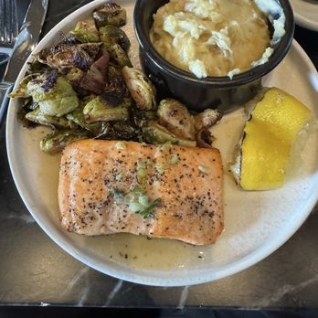 Cottle Village - Salmon - Salad Near Me - Cottleville, Missouri