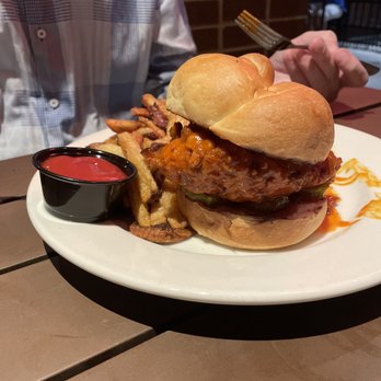 Founders Tavern & Grill - Nashville Hot Chicken - Comfort Food Near Me - Pasadena, Maryland Founders Tavern & Grill - Nashville Hot Chicken - Comfort Food Near Me - Pasadena, Maryland