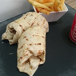Roosters Piri Piri - Lebanese chicken wrap