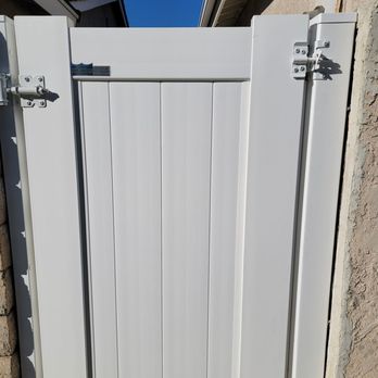 Vinyl Concepts - Fences & Gates Near Me - Thousand Oaks, California