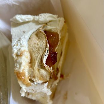 From Lucie - Pear sponge cake - Bakeries Near Me - New York, New York From Lucie - Pear sponge cake - Bakeries Near Me - New York, New York