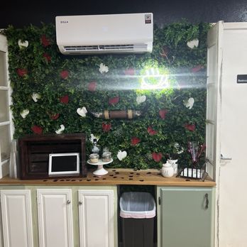13 Trees Coffee Haus - Coffee Bar - Coffee & Tea Near Me - New Braunfels, Texas 13 Trees Coffee Haus - Coffee Bar - Coffee & Tea Near Me - New Braunfels, Texas