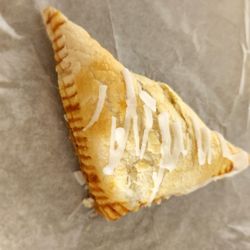 Northern Lights Bakery - Apple Turnover