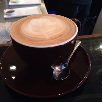 Medina Cafe - Raspberry latte - Breakfast & Brunch Near Me - Vancouver, British Columbia