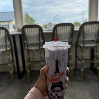 Paris Banh Mi - Taro milk tea with tapioca boba - Vietnamese Near Me - McDonough, Georgia