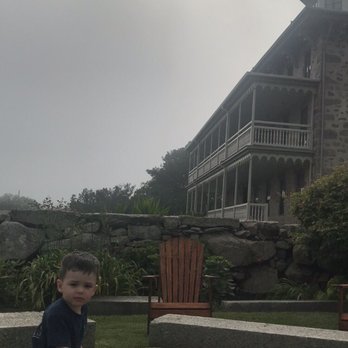 Stone House Inn - Resorts Near Me - Little Compton, Rhode Island