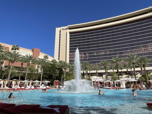 Red Rock Pool by null