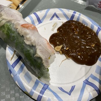 Le’s Banh Mi - Spring Roll - Vietnamese Near Me - West Fargo, North Dakota Le’s Banh Mi - Spring Roll - Vietnamese Near Me - West Fargo, North Dakota