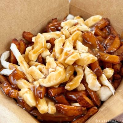 NomNomNom Poutine by null