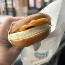 Ziggi's Coffee - Bagel breakfast sandwich