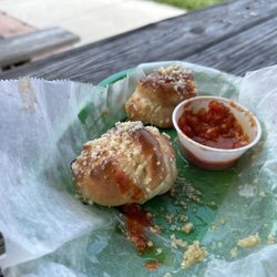 South Beach Pizzeria - Garlic knots