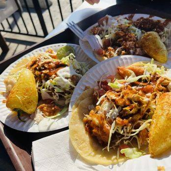 El 7 Mares - Tacos. - Butcher Near Me - Los Angeles, California