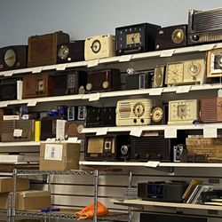 The Mailbox Store - Cool radios