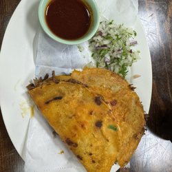 Restaurante Guatemalteca - Birria tacos