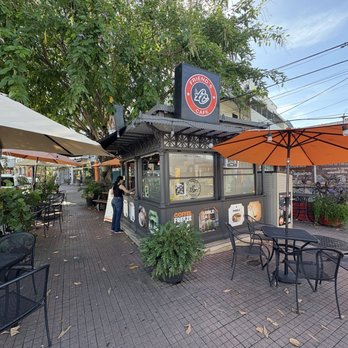 Friend's Cafe Rincon - Local es a nivel de acera - Cafes Near Me - Rincon, Puerto Rico Friend's Cafe Rincon - Local es a nivel de acera - Cafes Near Me - Rincon, Puerto Rico