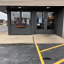 Tremont Coffee Company - Front door