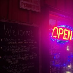 Charlottes Webb Pub - Smoking permitted