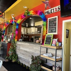 Guakamole's Mexican Grill & Cafe - Inside