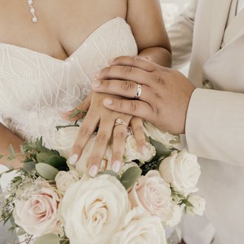 Flower Bar - Wedding Boquete - Florists Near Me - Bakersfield, California