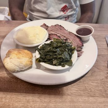 Sweet T's Restaurant + Bar - Bbq Plate - Southern Near Me - Windsor, California Sweet T's Restaurant + Bar - Bbq Plate - Southern Near Me - Windsor, California