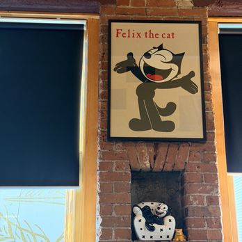 Cateye Cafe - New American Near Me - Bozeman, Montana