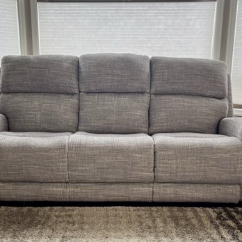 Conlin's furniture - Right side of sofa slopes downward - Furniture Stores Near Me - Everett, Washington
